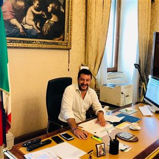 Matteo Salvini risponde a Neviani: “Non sono certo insulti e minacce a farmi paura”