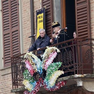 È scomparso Carlo Manni, per oltre 30 anni presidente dell’associazione che gestisce il Carnevale