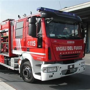 Magreta: incendio in via Gazzuoli, l’intervento dei vigili del fuoco