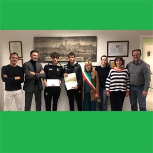 I giovani neroverdi Federico e Luca premiati dal sindaco e dalla giunta