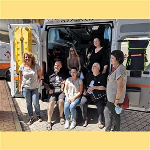 Biblioteca del Gufo: un'ambulanza pediatrica per il 118 Modena Soccorso dedicata a Federico Neri