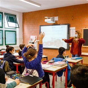 Ennesimo Academy con gli studenti del doposcuola per realizzare una pubblicità sul consumo di acqua