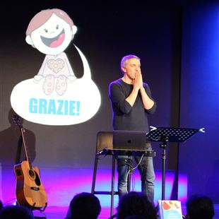 Sabato all’auditorium Spira mirabilis lo spettacolo “Siamo fatti Di-Versi perché siamo poesia”