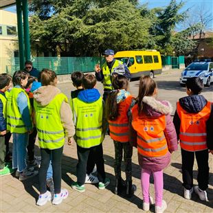 Vigile Amico, educazione stradale alle elementari e all'asilo
